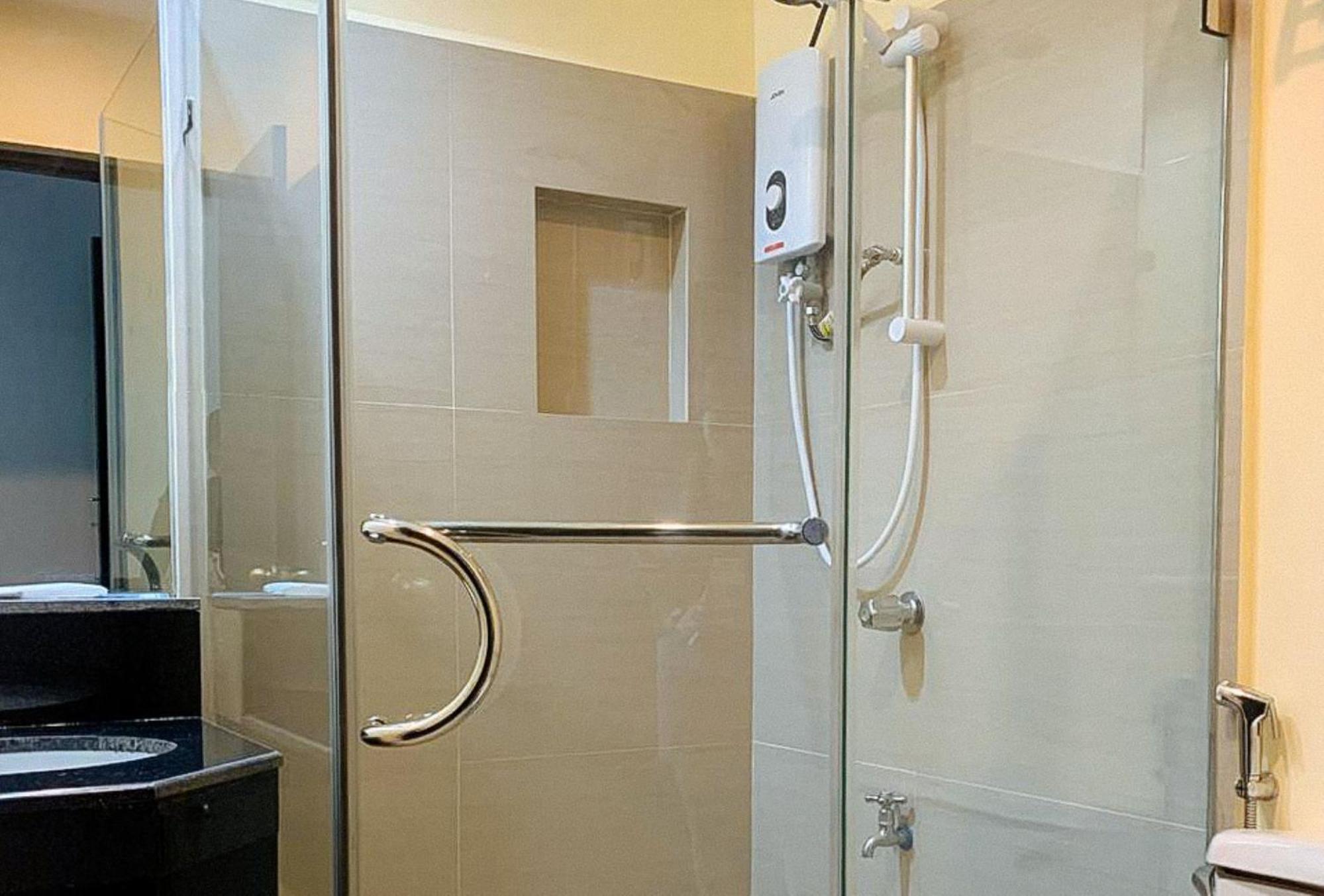 Check Inn Hotel Dumaguete City By Reddoorz Luaran gambar