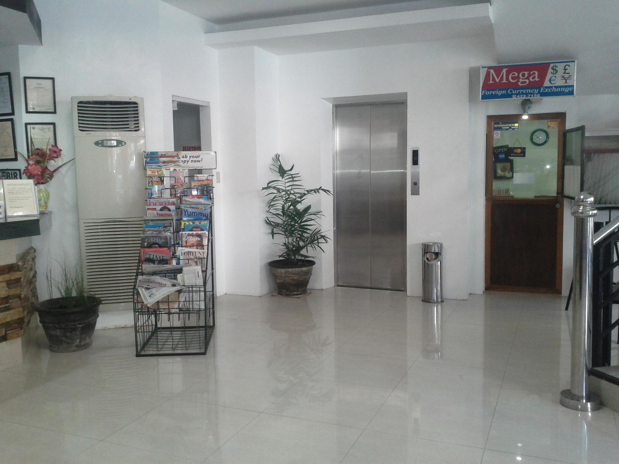 Check Inn Hotel Dumaguete City By Reddoorz Luaran gambar